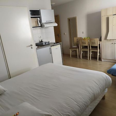 Lagrange Apart'Hotel L'Escale Marine La Rochelle  Exterior photo